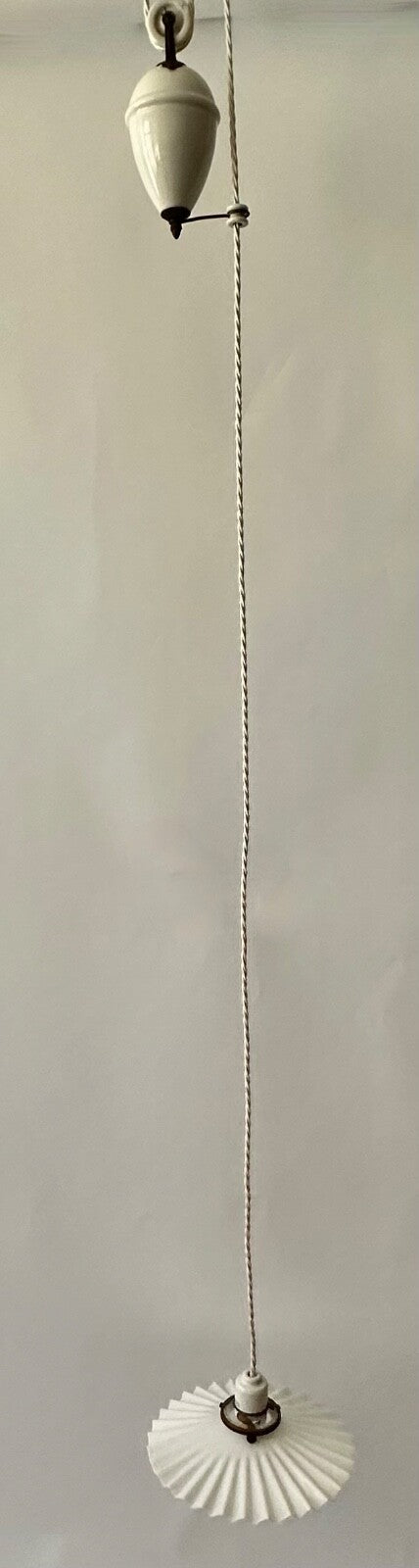 7570731