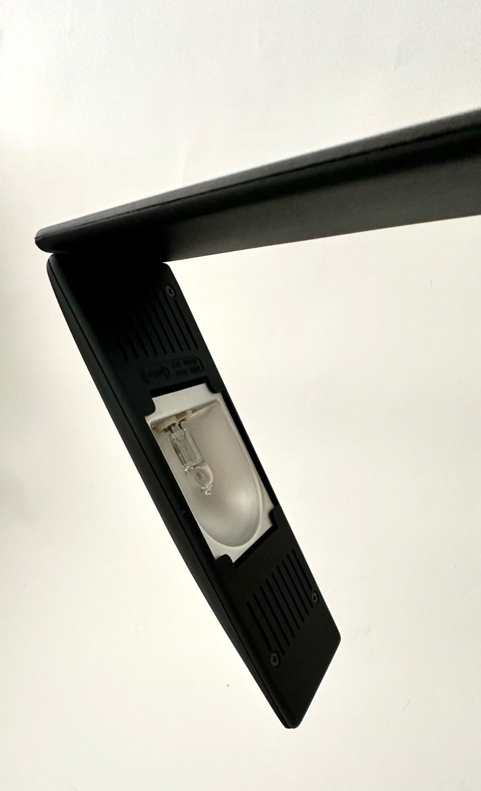 Large Vintage Italian 1980s Dove Desk Lamp Black  Adjustable Desiger Mid Century7