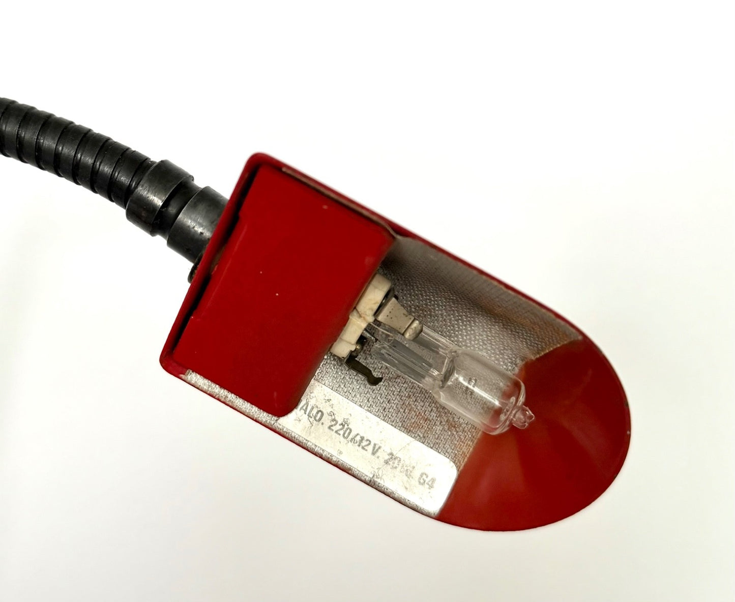 Large 1980s Memphis Red Gooseneck Desk Lamp Vintage Adjustable Bendy4