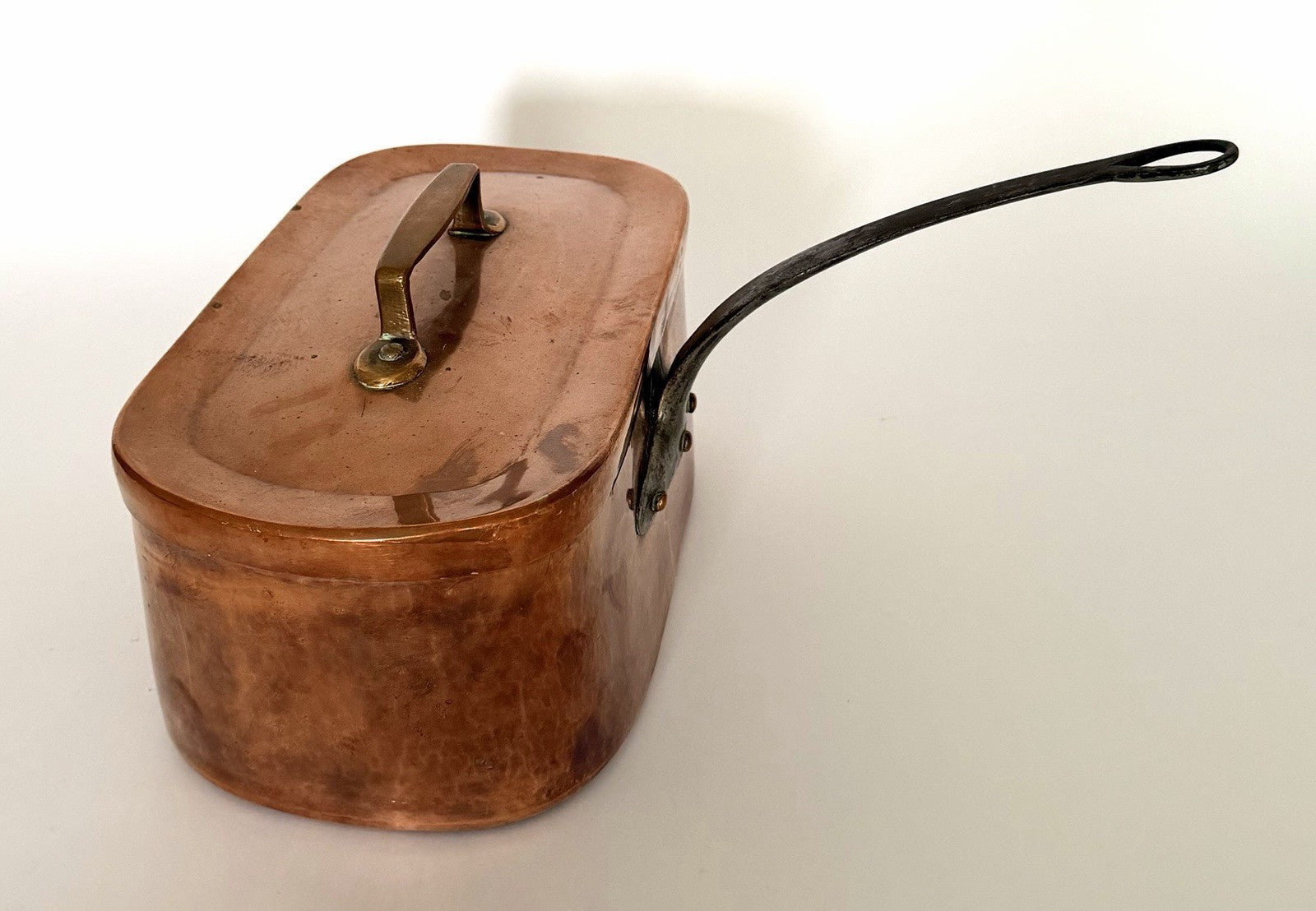 Antique French copper daubière braisière dovetailed handmade 19thC1