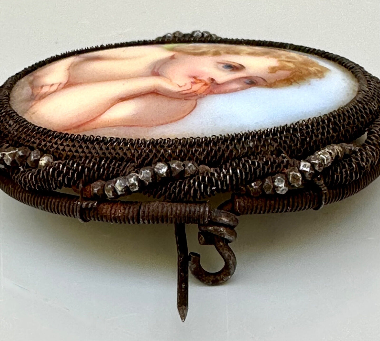 Antique Silesian wirework brooch handpainted cherub putti ceramic porcelain5