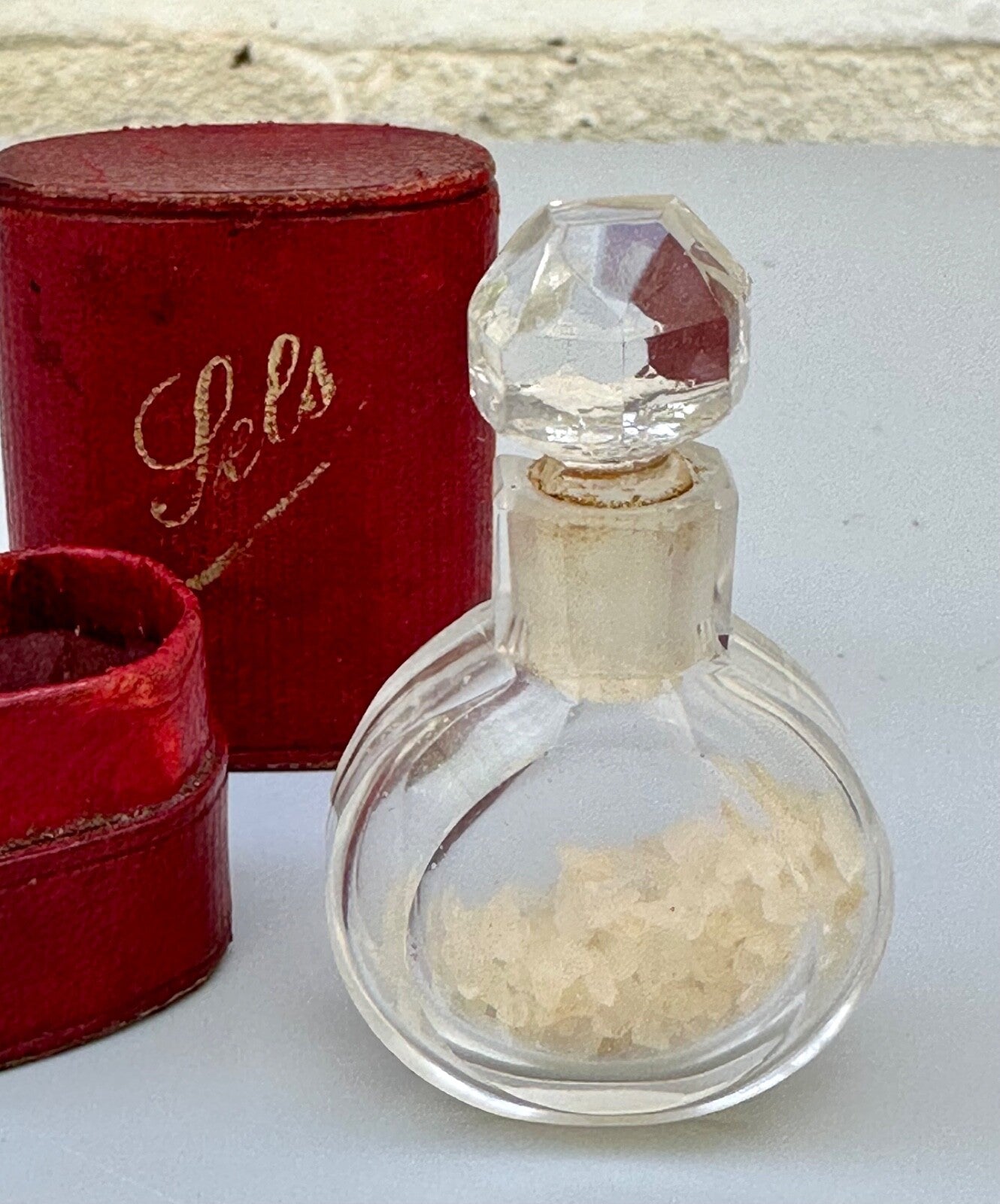 Antique French Smelling Salts Bottle Leather Case Sels Small Pocket10