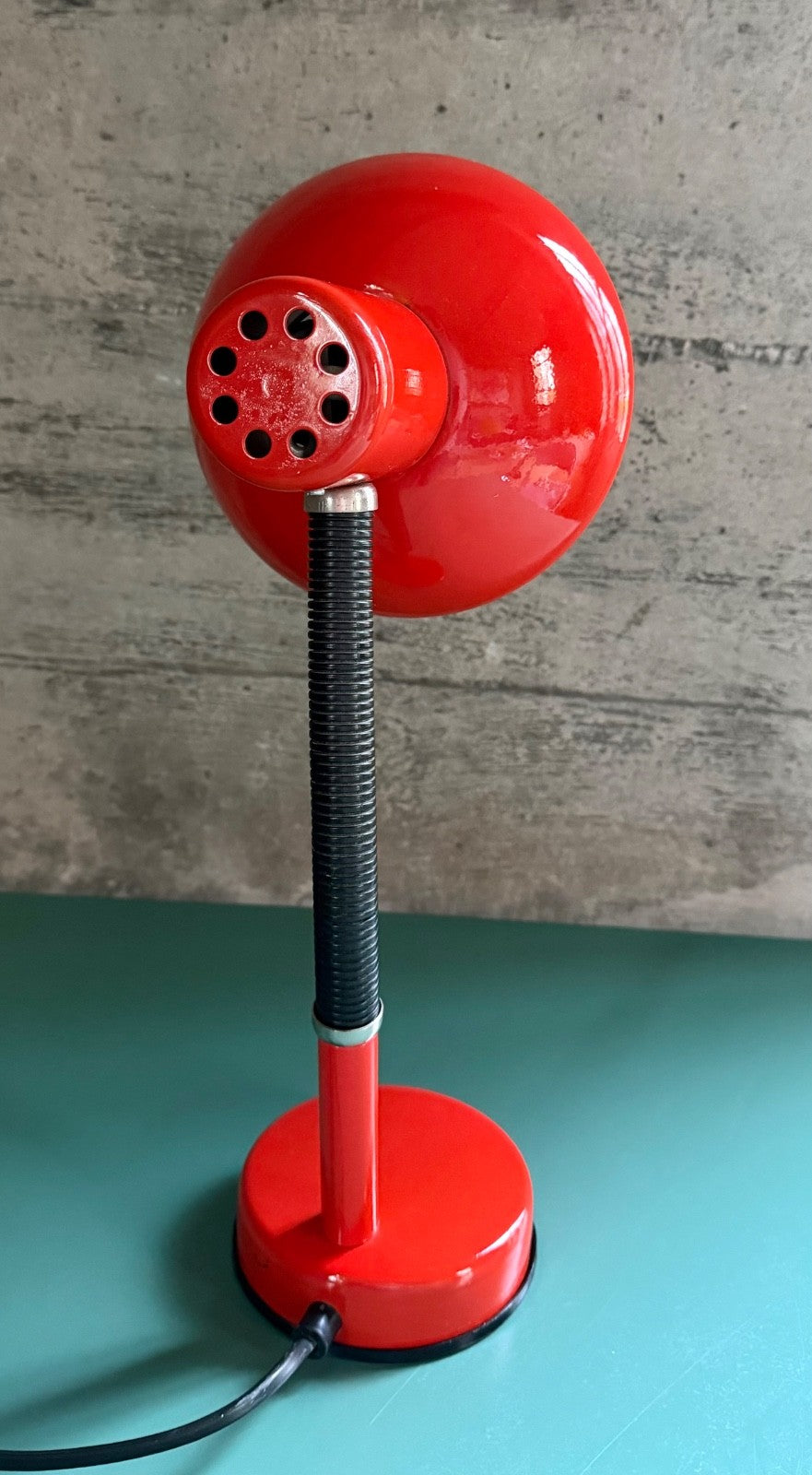1980s Red Desk Lamp Flexible Bendy Table Light Vintage Retro Memphis4