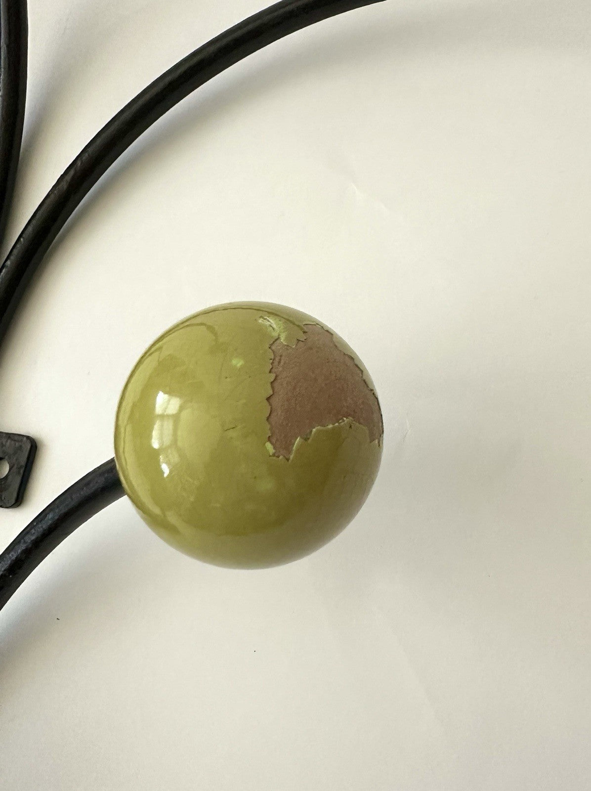 Original Vintage Retro Sputnik Metal Coat Hooks French Bobbles Coloured 6 Pegs4