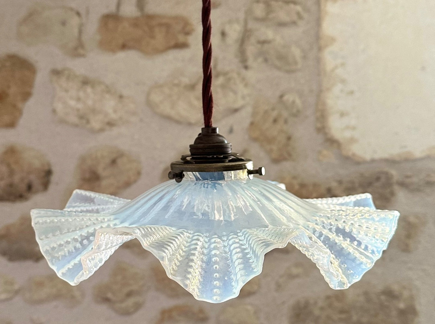 Vintage French opalescent glass ceiling light shade wavy coolie + fittings1