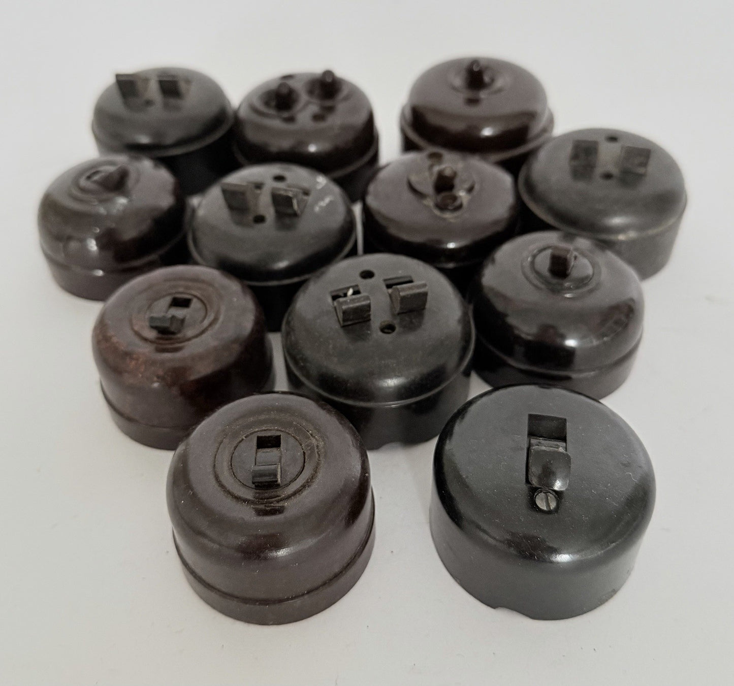 Job Lot 12 Vintage Bakelite Light Switches 1950s1