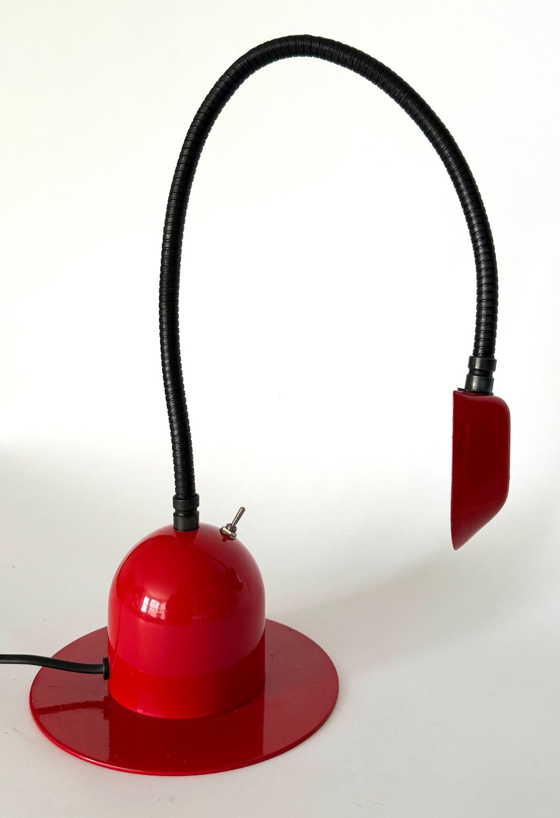 Large 1980s Memphis Red Gooseneck Desk Lamp Vintage Adjustable Bendy6