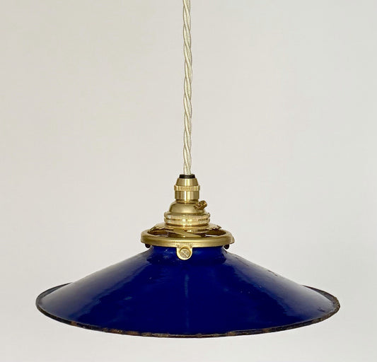 Vintage French blue enamel metal coolie ceiling light with ivory twist flex A0