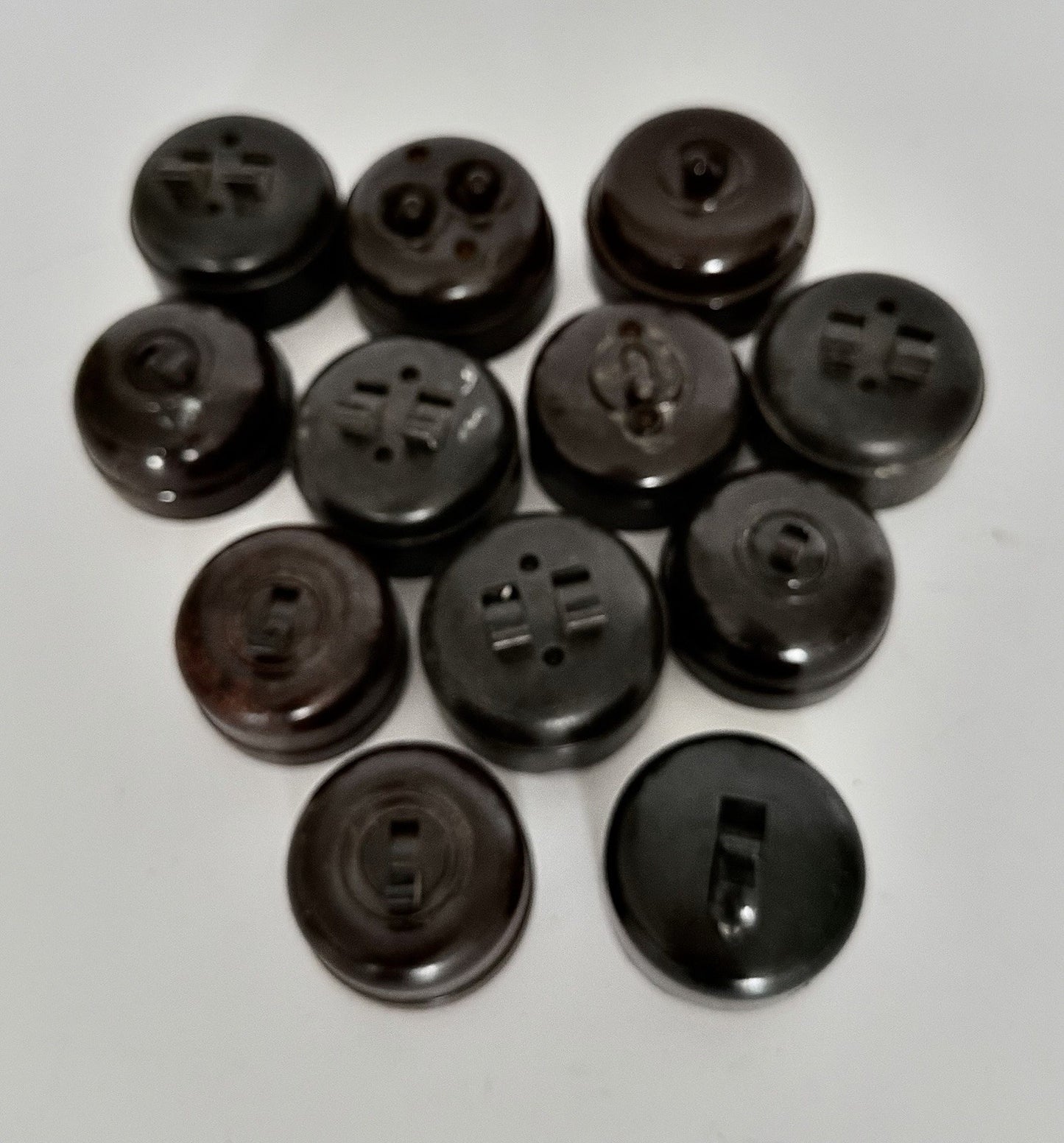 Job Lot 12 Vintage Bakelite Light Switches 1950s2