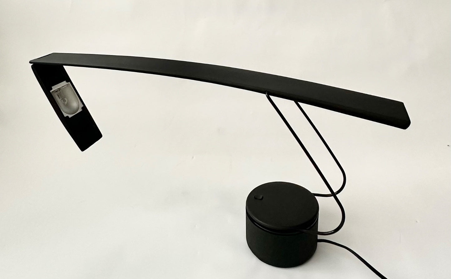 Large Vintage Italian 1980s Dove Desk Lamp Black  Adjustable Desiger Mid Century12