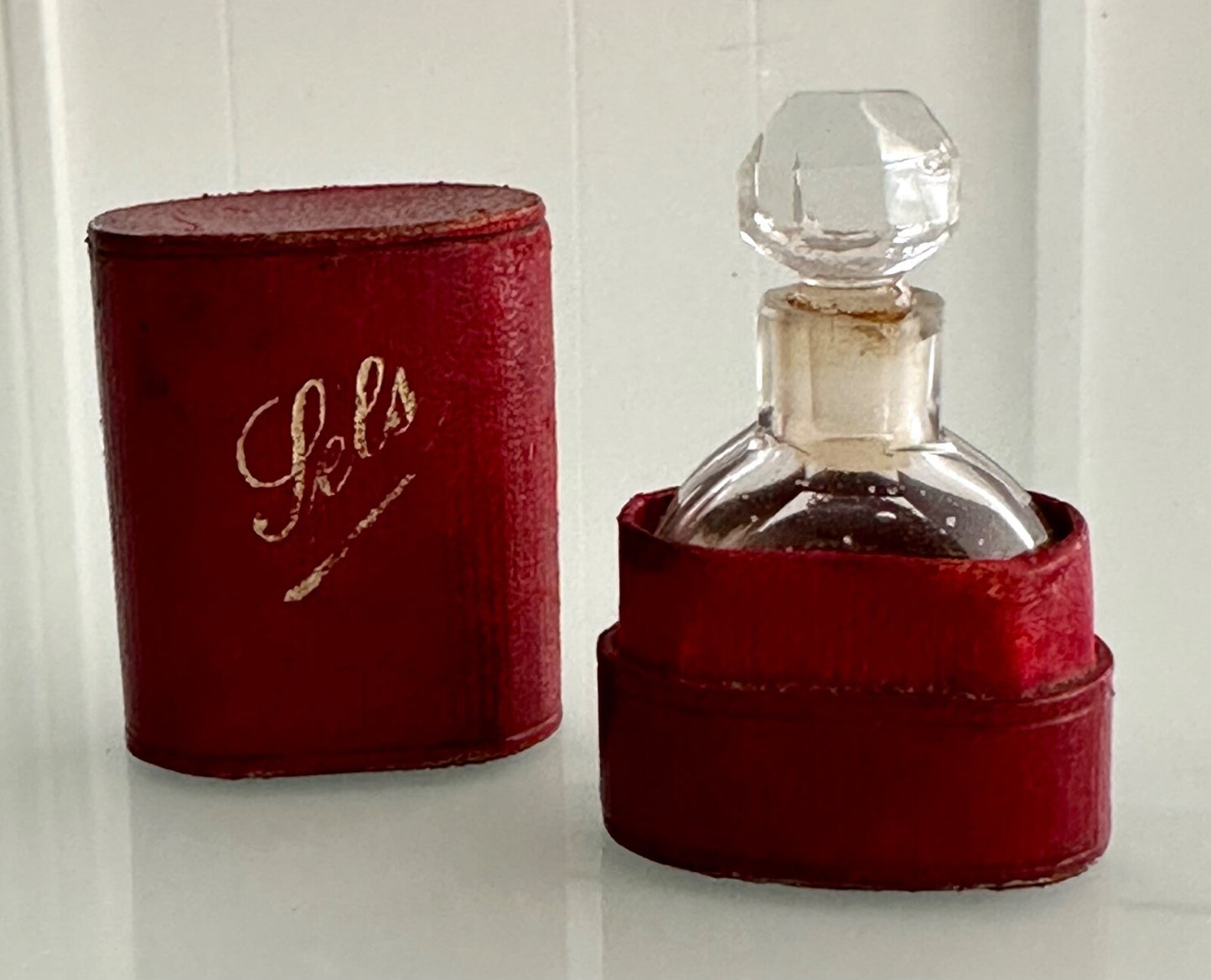 Antique French Smelling Salts Bottle Leather Case Sels Small Pocket6