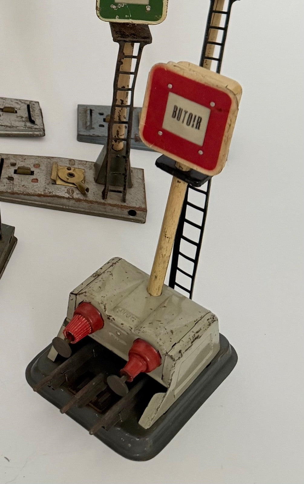 Vintage tinplate JEP model train buffer French railway sign collectable5