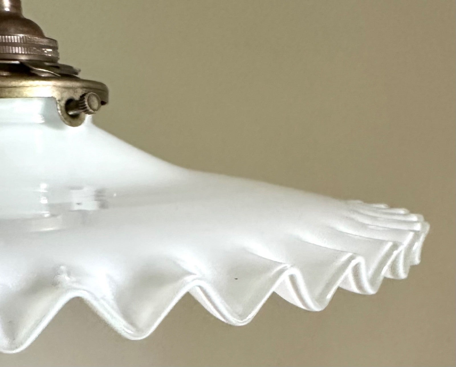 Vintage French all opaline piecrust coolie light shade & brass fittings2