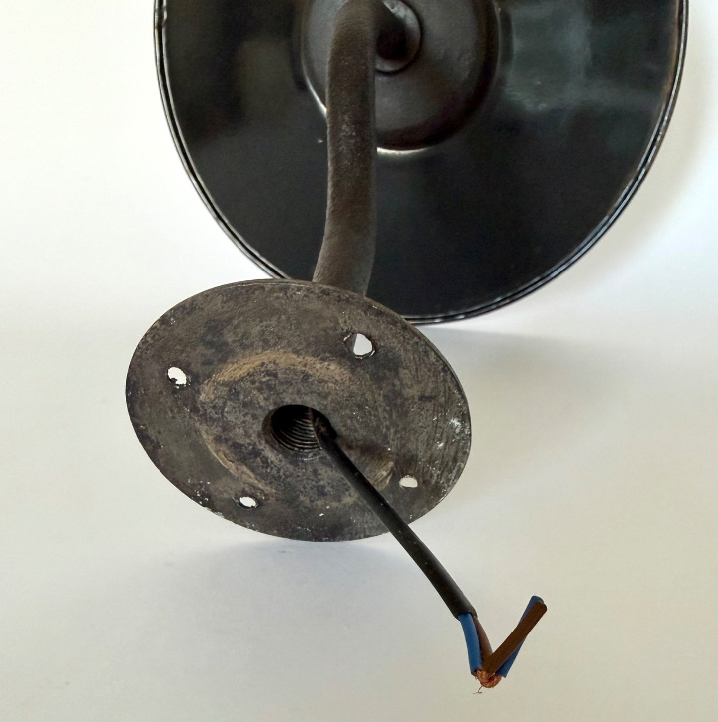 Vintage French swan neck outdoor courtyard light enamel cast iron rewired black5